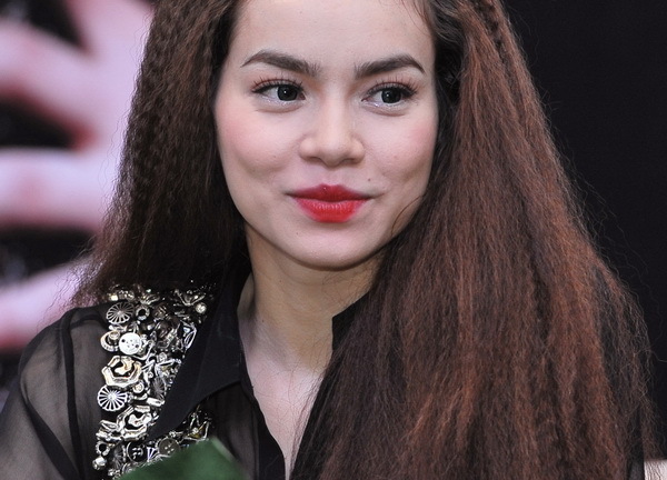 Hồ Ngọc Hà thất bại tại MTV EMA 2014