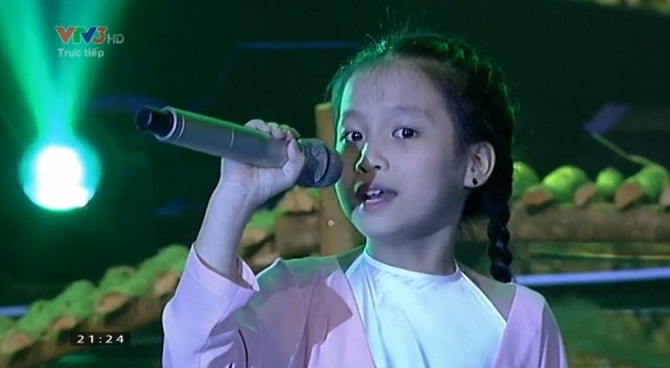 Giọng hát Việt nhí vòng liveshow 2: Doraemon tóc xù nhảy quyến rũ