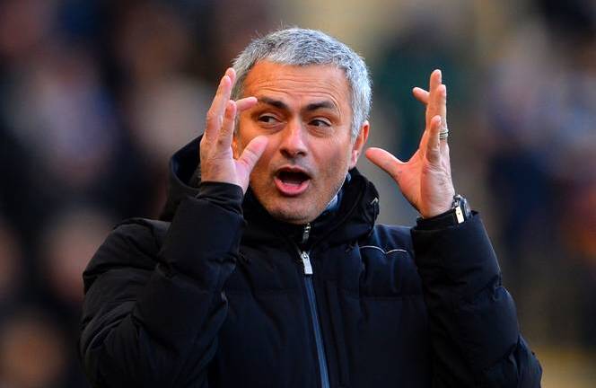 Đả bại M.U, Chelsea giúp Mou 