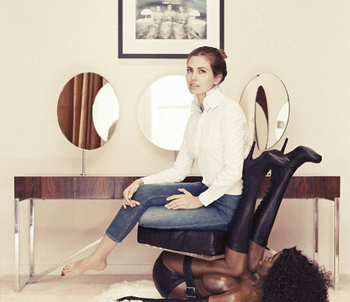 Bồ đẹp của ông chủ Chelsea bị 