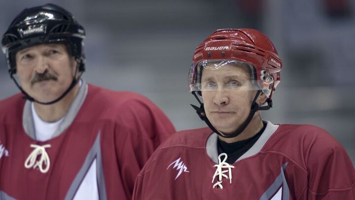 Tổng thống Putin tố trọng tài xử ép đội hockey Nga