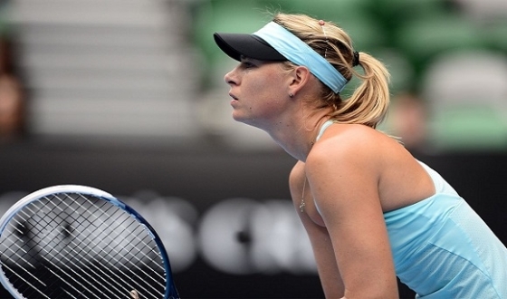 Mỹ nhân Sharapova gục ngã trước kiều nữ Pavlyuchenkova