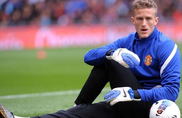 Thủ môn dự bị công khai dứt tình với Man Utd