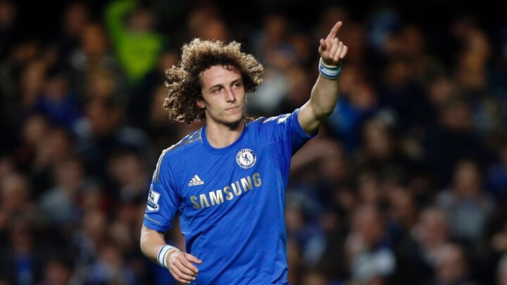 Chelsea xác nhận việc bán David Luiz cho PSG với giá siêu khủng