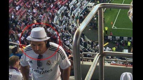 Lộ ảnh Messi mặc áo Real đến sân cổ vũ Ronaldo thi đấu