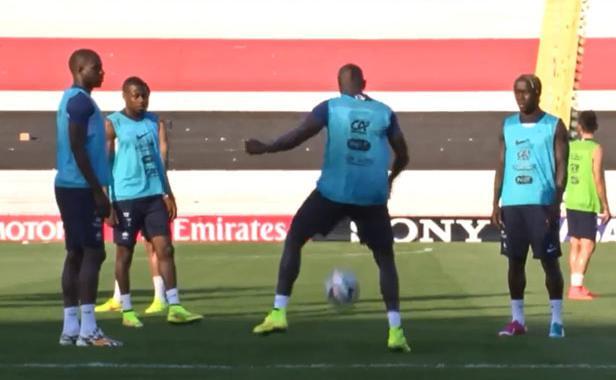 Mamadou Sako khoe tuyệt chiêu khiến Ronaldo khóc thét