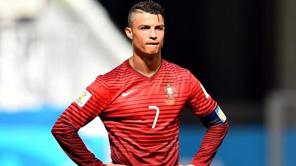 Clip: Ronaldo nổ súng, Bồ Đào Nha vẫn bị loại cay đắng