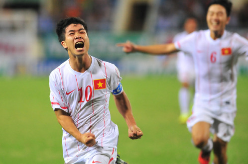 Vì sao Công Phượng khó có thể khoác áo Arsenal?