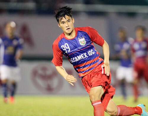 Công Vinh: Kỷ lục gia V.League vẫn phải dự bị ở B.Bình Dương