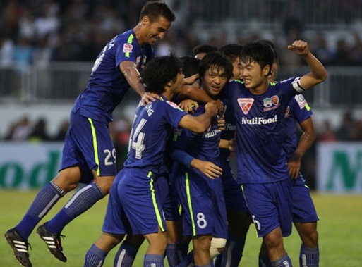 Công Phượng và đồng đội giúp HAGL kiếm 400 triệu đồng ngày ra quân