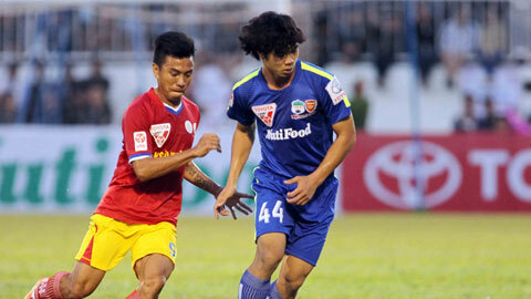 ĐT Long An nhận bom tiền nếu hạ gục HAGL của Công Phượng 