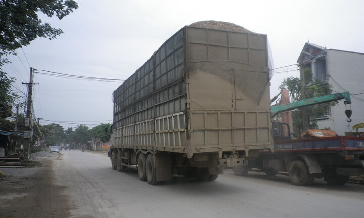 Thủ tướng yêu cầu xử lý kiên quyết việc “bảo kê” xe quá tải