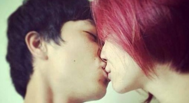 Công Phượng trần tình về chuyện khóa môi hot girl