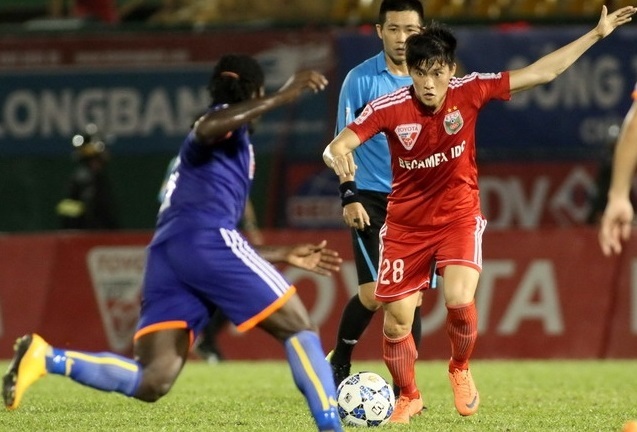 Mờ nhạt, Công Vinh sẽ bị HLV Lê Thụy Hải cho dự bị?