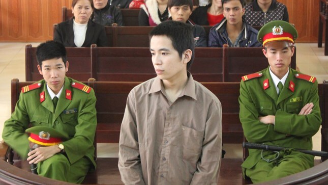 Nữ sinh lớp 6 tự nguyện 