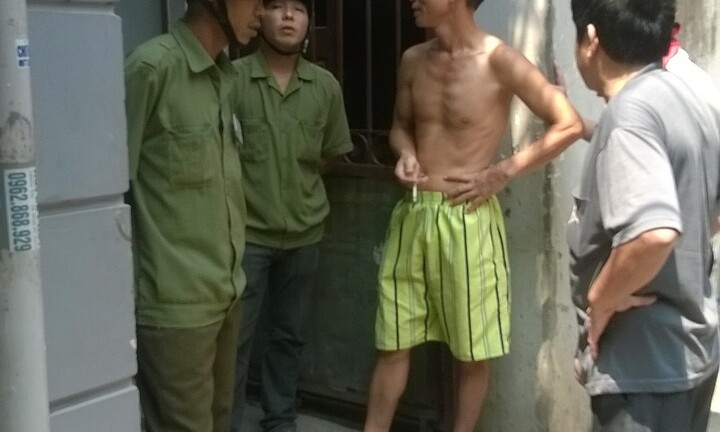 Hà Nội: Nam sinh đâm chết người yêu trong phòng trọ rồi tự tử