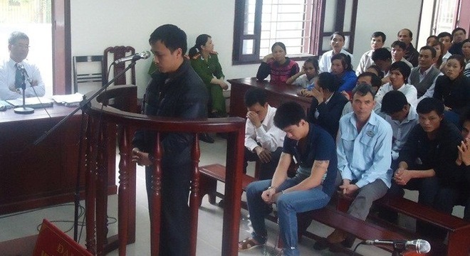 Nữ sinh lớp 6 bỏ học vì sợ mang thai với thầy giáo