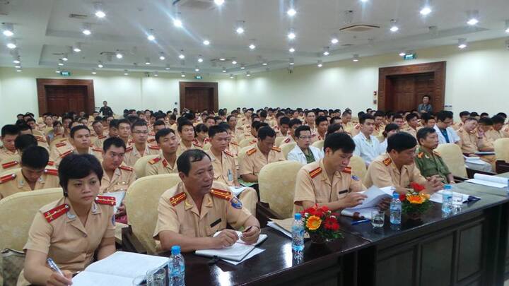 Hà Nội: Cảnh sát giao thông sẵn sàng đỡ đẻ nơi công cộng