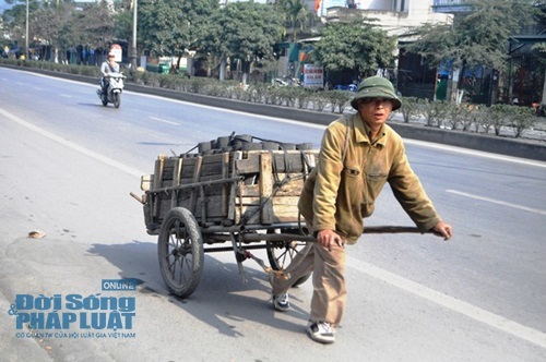 Mùa xuân lặng lẽ ở thủ phủ 