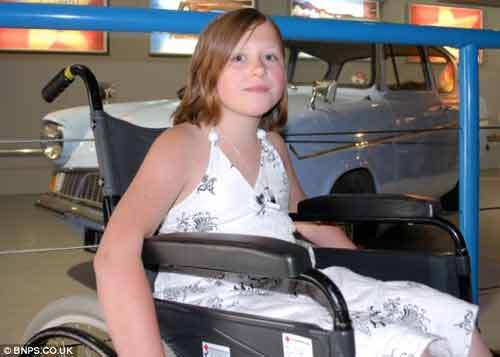 Kỳ lạ cô bé mắc bệnh 