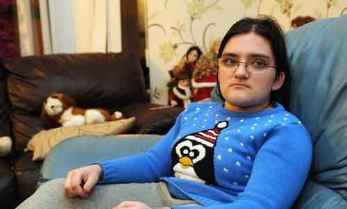 Tên trộm vô lương tâm ăn cắp cả xe lăn của cô gái tật nguyền