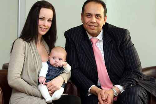 Kỳ diệu bà mẹ sinh con kháu khỉnh sau 20 lần sảy thai