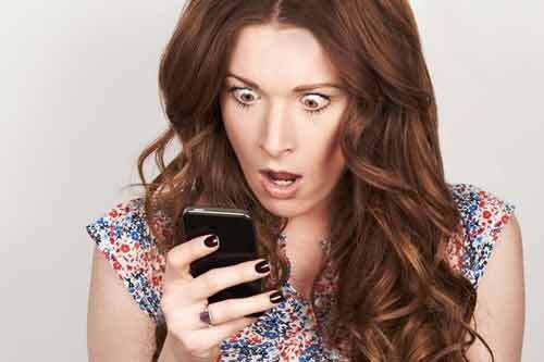 Tôi ám ảnh khi biết chồng vào web khiêu dâm trên điện thoại