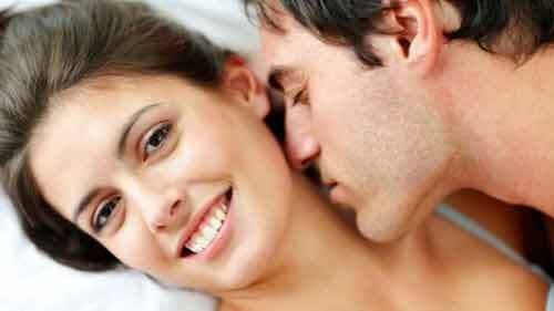 Làm gì khi chuyện “giường chiếu” nhàm chán?