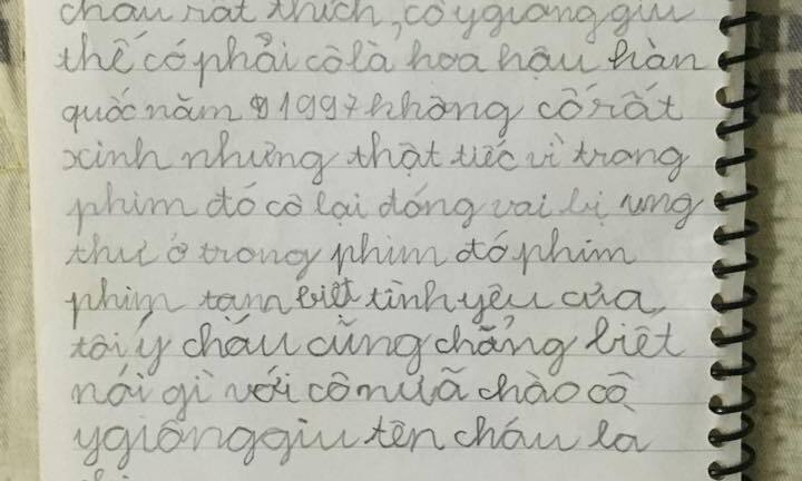 Thiếu nữ xinh đẹp nổi tiếng mạng với “Nhật ký 15 năm trước