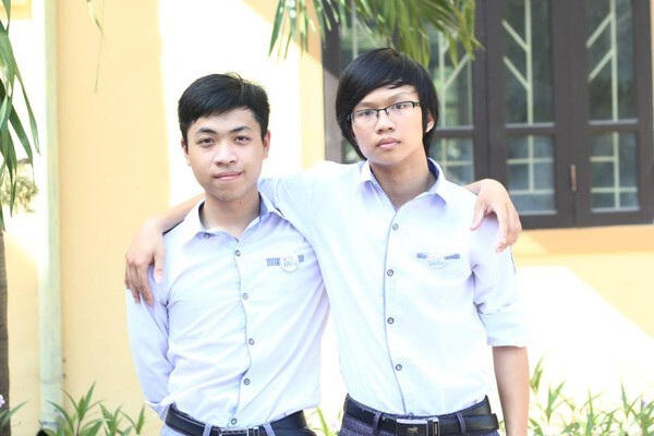 Chàng trai răng khểnh - Thủ khoa cao điểm nhất cả nước
