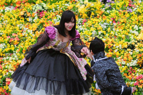Valentine 2015: 100 cặp đôi sẽ thi hôn tập thể lớn nhất tại Hà Nội