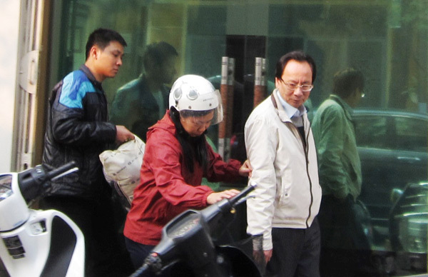 Bắt khẩn cấp nguyên giám đốc công ty rượu Halico