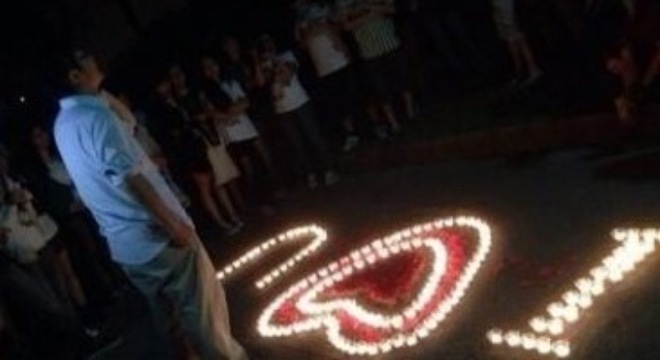 Xôn xao người đàn ông ngoài 50 tỏ tình với thiếu nữ tuổi 16 