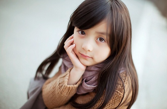 Thiên thần 7 tuổi xinh như hot girl đốn tim dân mạng