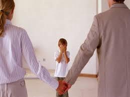 Sau ly hôn, mất cả đống tiền để 