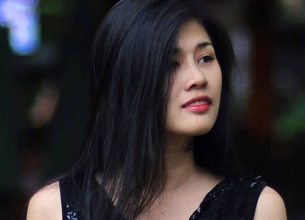 Nữ nhà văn xinh đẹp đau đớn kể chuyện bị phụ tình trước ngày sinh