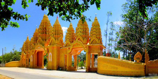 Đại gia Việt công đức