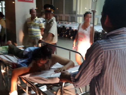 Hàng chục côn đồ cầm súng, mã tấu truy sát chủ nợ