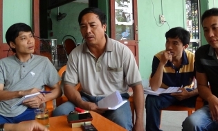 Video: Gần 3 năm kêu oan của 15 bị can trong vụ “cướp gỗ huê”