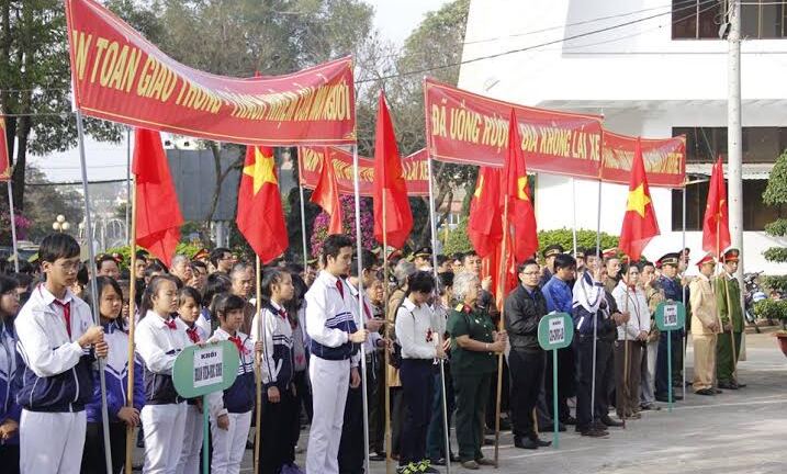 Gia Lai: Lễ ra quân phát động năm an toàn giao thông 2015