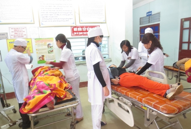 Vụ công nhân ngộ độc: Thêm 12 người nhập viện trong tình trạng nguy kịch