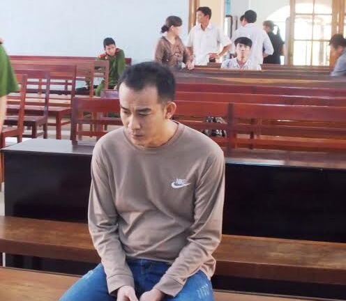 Án chung thân cho kẻ giết vợ “hờ” bằng nhiều nhát dao