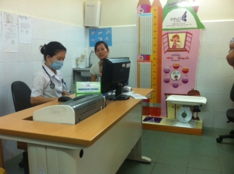 TP.HCM: Nắng như đổ lửa, trẻ em nhập viện gia tăng