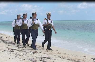 Lời nhắn từ đất liền: Nơi đảo xa, anh hãy vững lòng! 