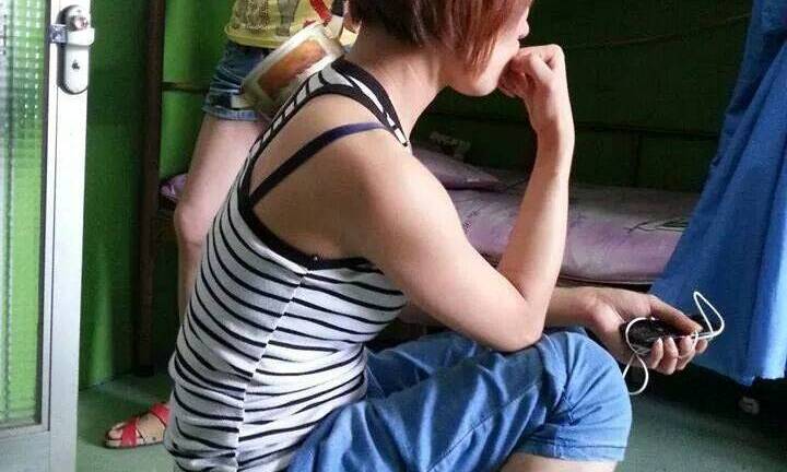 Bi kịch cuộc đời của những tiếp viên chân dài phòng VIP