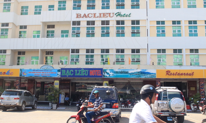 Bạc Liêu “cháy” phòng bán kính 30 Km