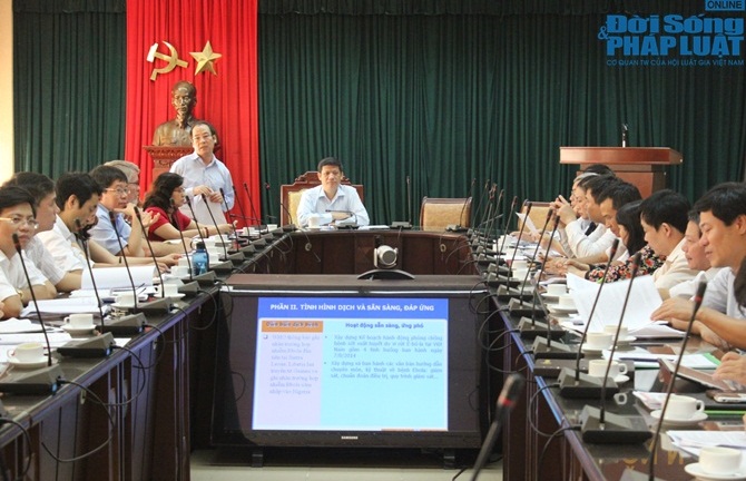 Việt Nam Thành lập 4 đội phản ứng nhanh phòng chống dịch Ebola