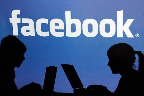Facebook bội thu lợi nhuận và tăng vọt lượng người dùng