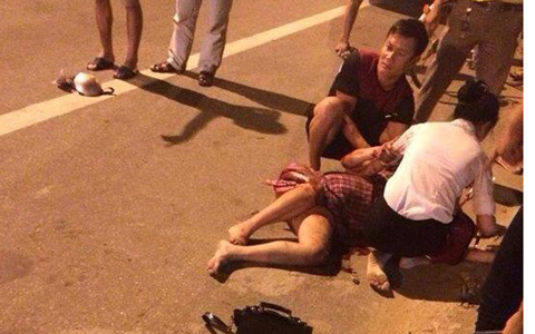 Hà Tĩnh: Thai phụ bị kéo lê 50m đang rất nguy kịch