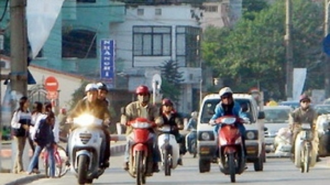 Thời tiết ngày 21/11: Bắc Bộ ngày nắng nhẹ, Nam Bộ mưa dông